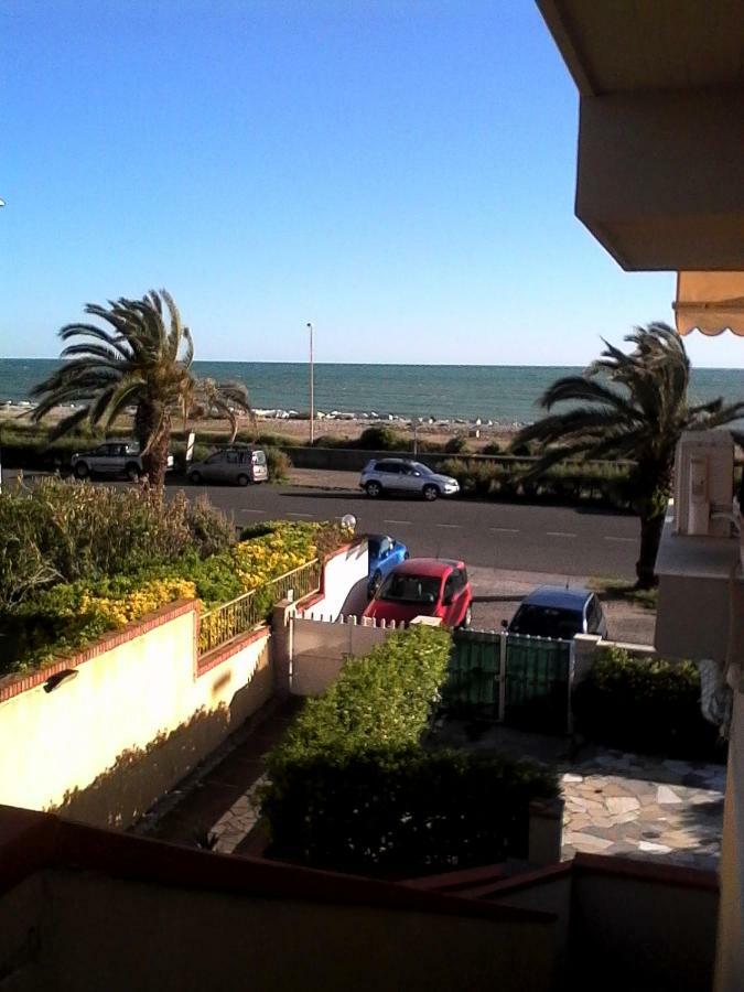 La Casa Del Mare Apartment Carrara Exterior photo